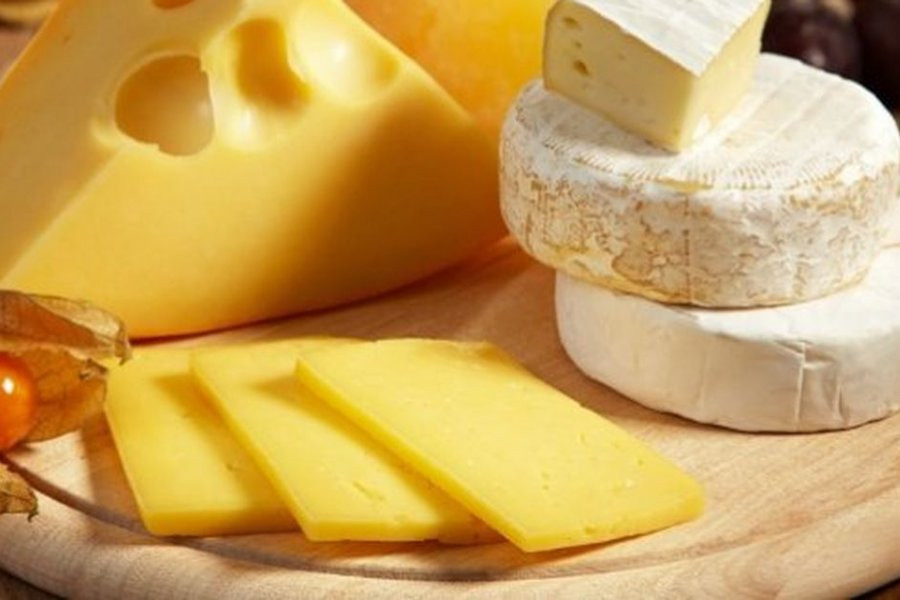 Терапевт Савельева назвала продукты, которых следует избегать метеозависимым людям