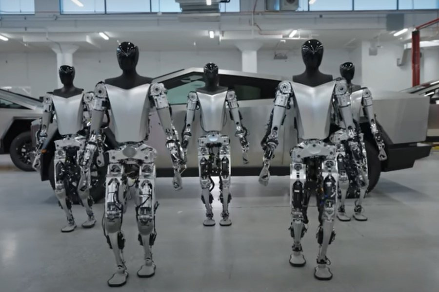 Tesla использует роботов Optimus для продаж электромобилей