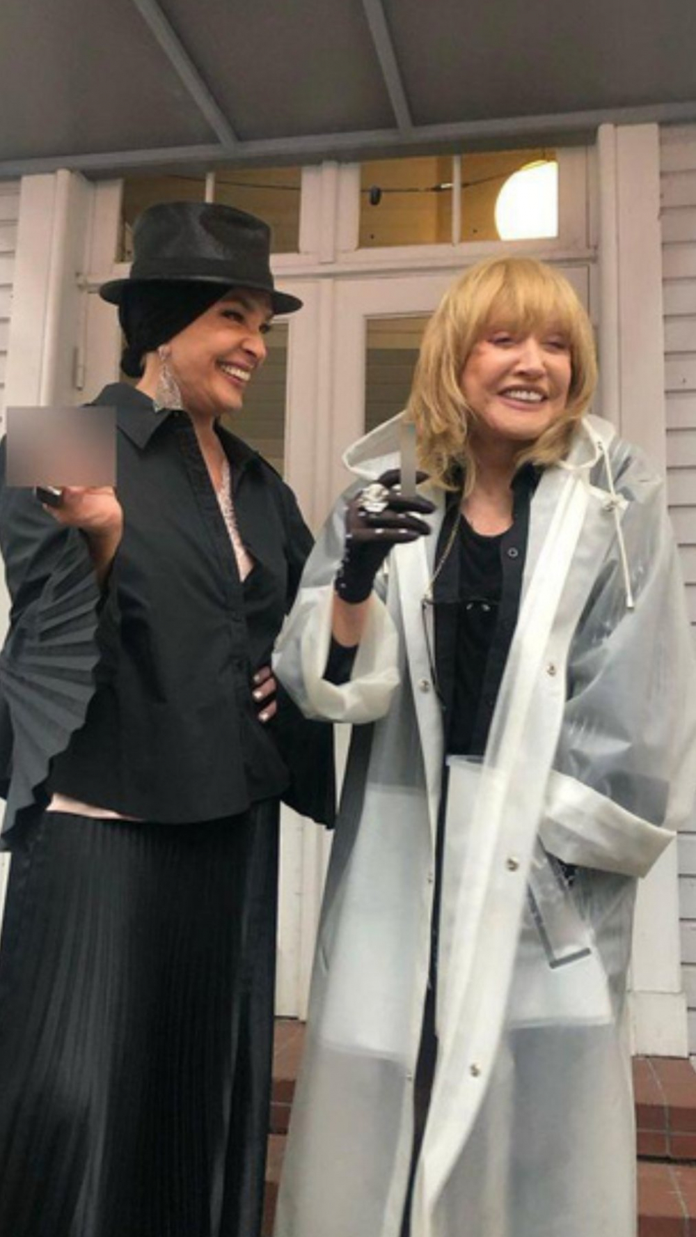 74-летняя Алла Пугачева пришла в микрошортах на фестиваль Вайкуле в Юрмале