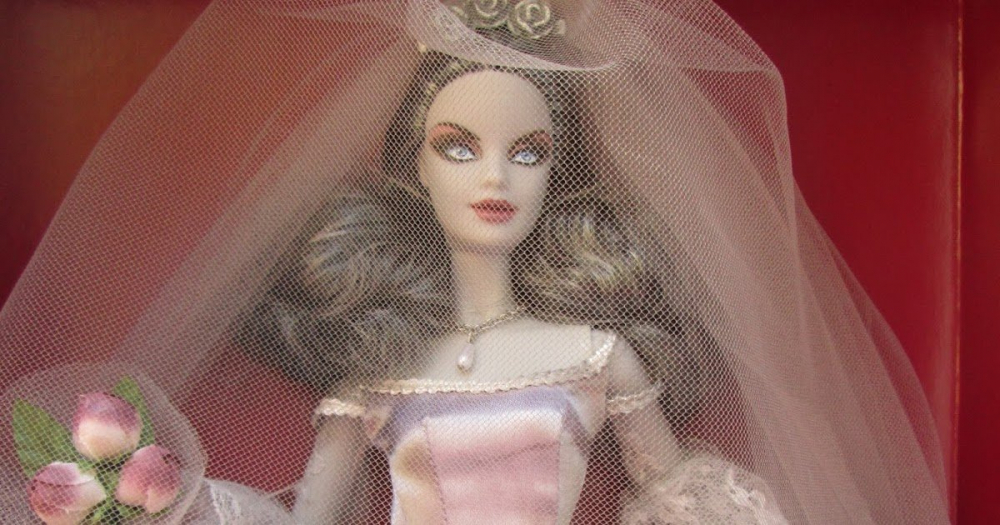 Барби-Оса, Барби-зомби и Богиня-единорог: на «Авито» найдены самые необычные куклы Барби