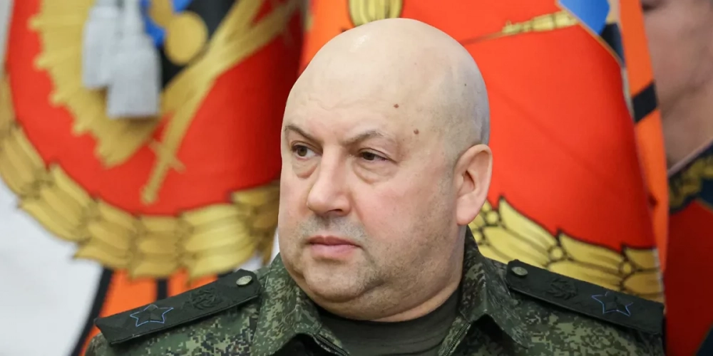 «Генерал Армагеддон» не выходит на связь: что известно об «исчезновении» Сергея Суровикина