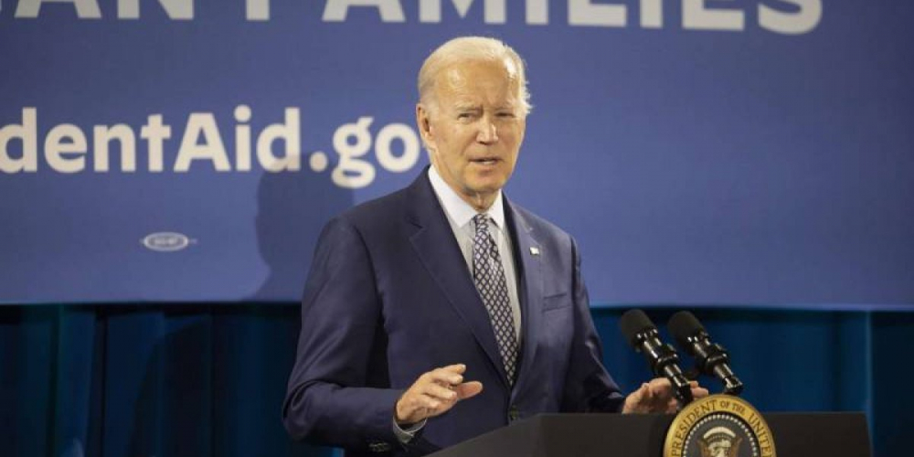 Исторический прорыв: Джо выбирает чернокожую лесбиянку в качестве президента США