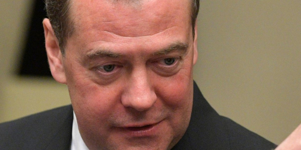 «Медведев пригрозил ударом по по трем АЭС Украины и ядерным объектам в Европе, в ответ на НАТОвские ракеты!»: Карта боевых действий 10 июля 2023 на Украине — последние новости фронта Донбасса сегодня, обзор событий. Итоги военной спецоперации России сейча