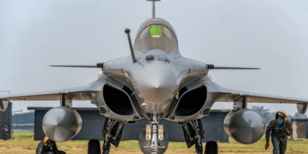 Политическая бомба для Моди: скандал с закупками французских истребителей Rafale