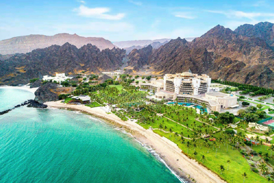 Туристы РФ перечислили отличия отдыха в Омане от Эмиратов