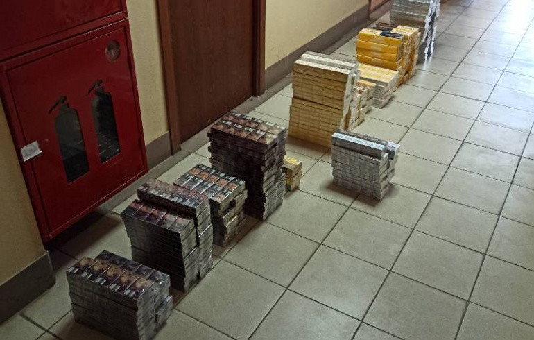 У южноуральца изъяли почти две тысячи пачек немаркированных сигарет