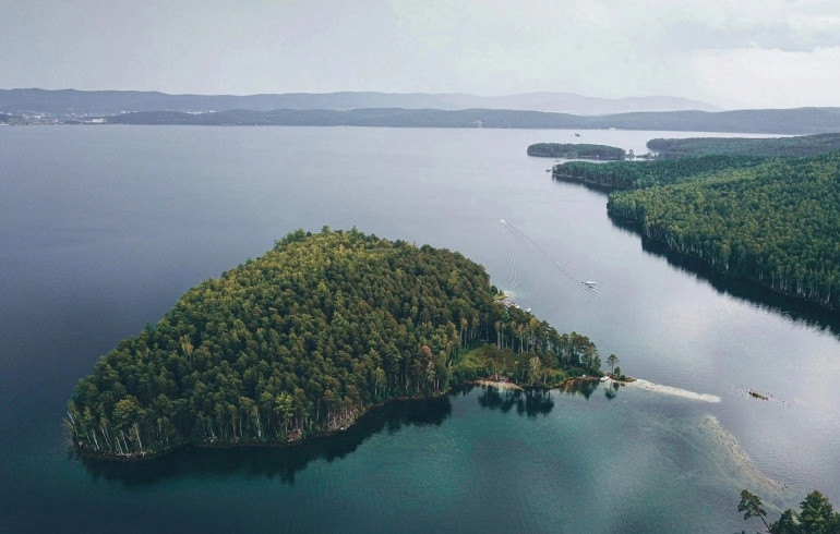 В Челябинской области на Тургояке загорелся лес