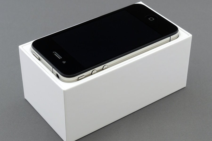 В Индии презентовали мобильный телефон 4G за $12