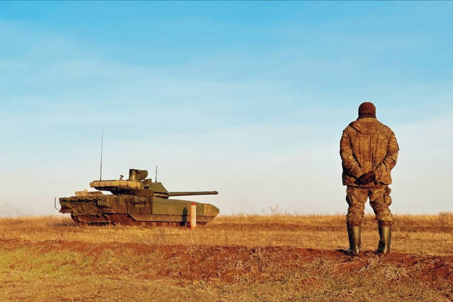 Военный эксперт Прохватилов призвал ВС РФ с осторожностью использовать новый танк «Армата» на СВО