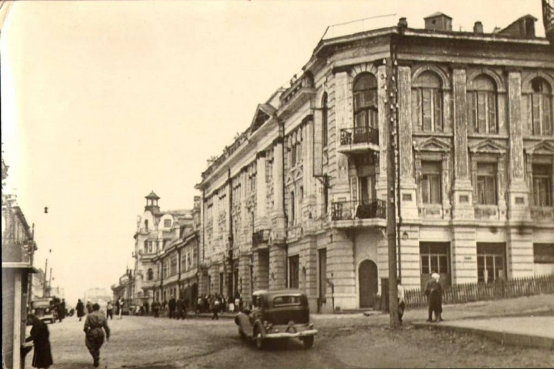 “Воплощение истории”: старое фото “легендарного” здания удивило многих приморцев