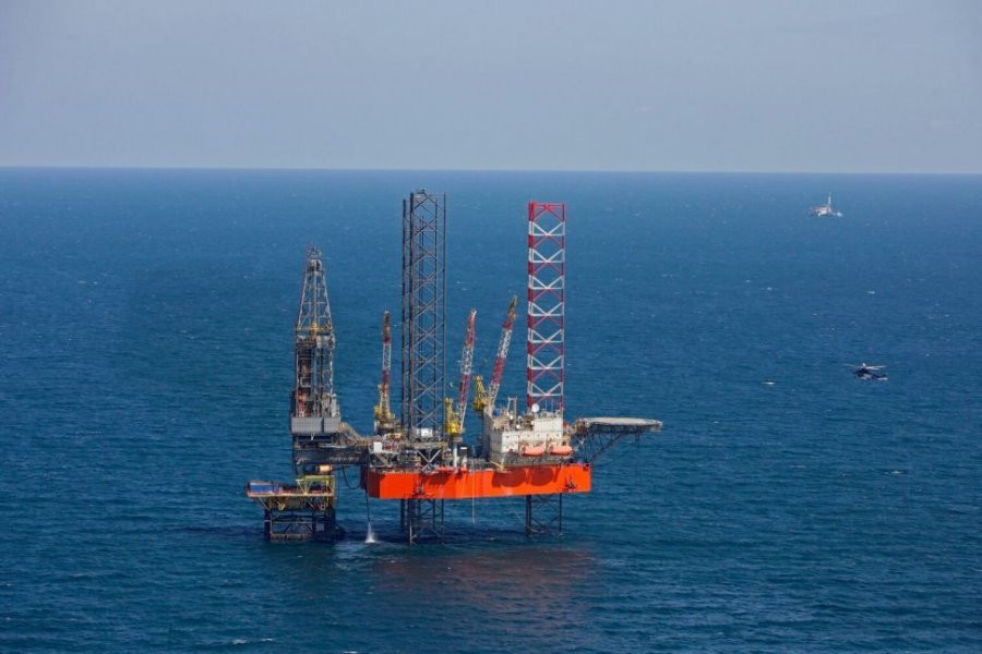 Британская разведка: В Черном море Украина и Россия ведут бои за «вышки Бойко»