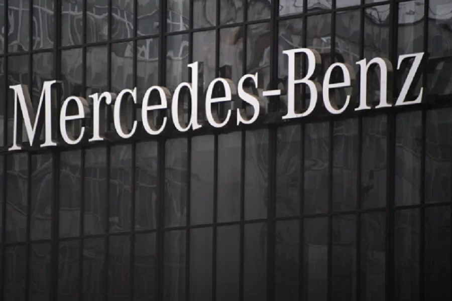«Известия»: Mercedes-Benz отключил дилеров в России от программного обеспечения