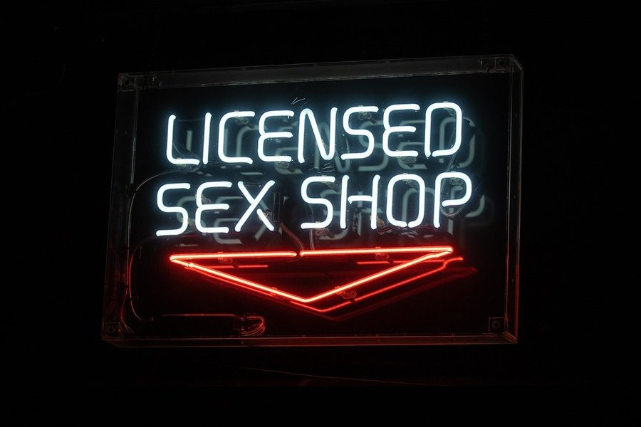 Microplastics and Nanoplastics: игрушки 18+ могут содержать опасные вещества