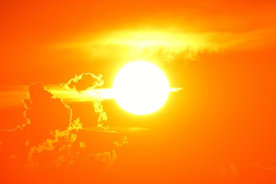 Зафиксированные NASA вспышки на Солнце нарушили работу радио в США и Канаде