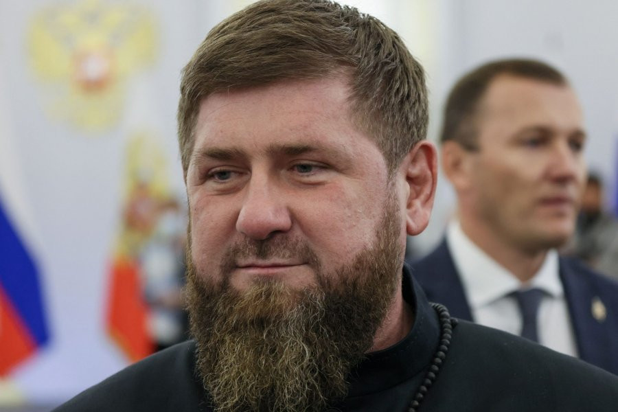 Телеграм-каналы: Кадыров в ЦКБ, его окружение в Москве