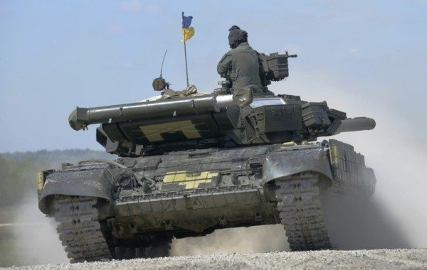 Украинский танк обстрелял село в Брянской области