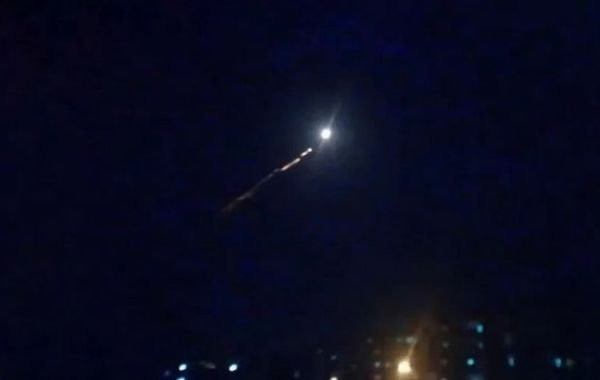 В Курске прогремели взрывы после крушения беспилотника на жилой дом