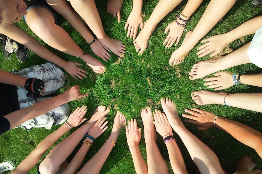 Nature: друзья, здоровое питание и сон уменьшают риск развития депрессии