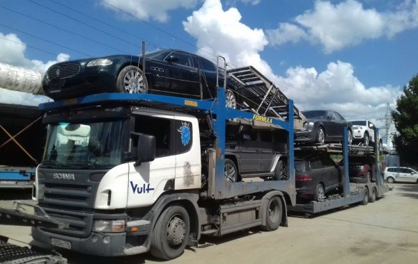 В РФ начали действовать новые правила для импорта автомобилей