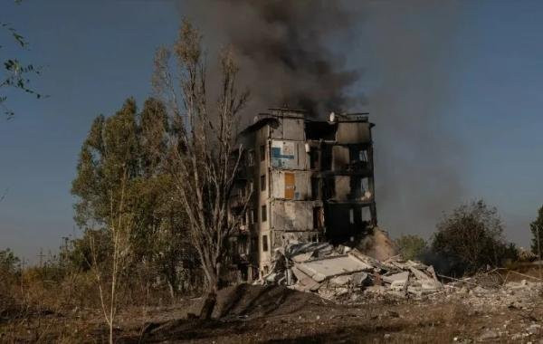 Российская армия продвигается под Авдеевкой, штурмуя украинские позиции