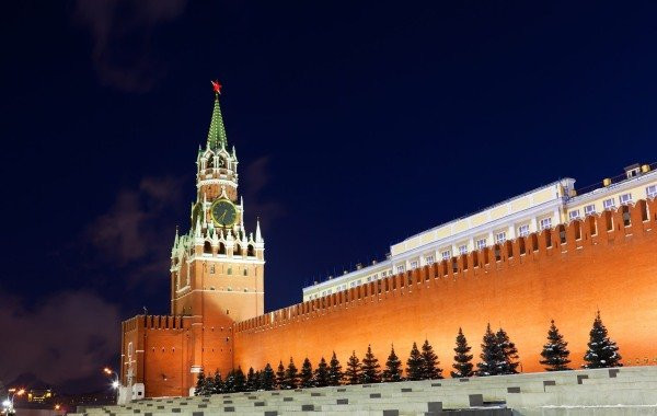 Во Франции признали, что Россия смогла выстоять под давлением Запада