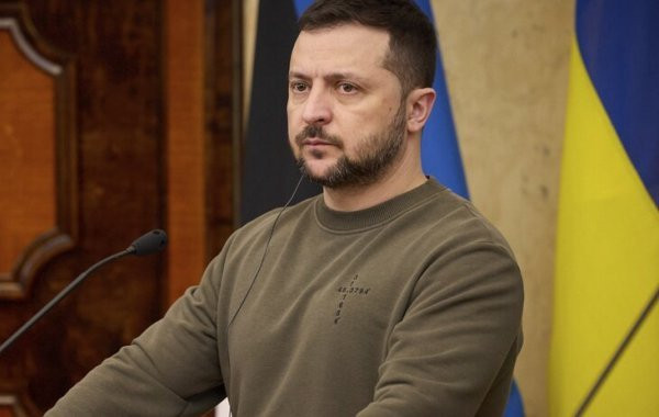 Зеленский обвинил США в лишении денег украинских пенсионеров