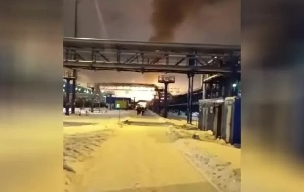 Взрывы прогремели в Ленинградской области 21.01.2024: в порту Усть-Луги загорелся терминал морского порта