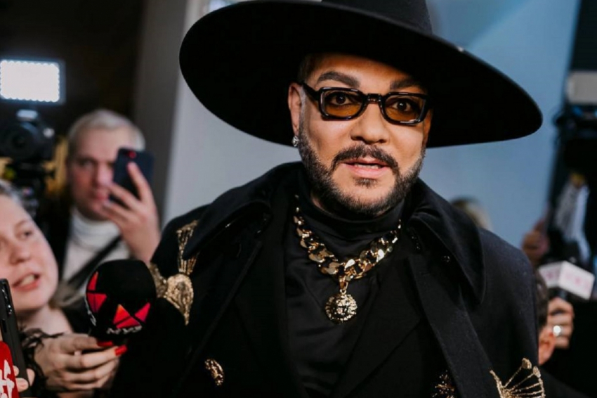 Киркоров решил выпустить трек «Слухи» после участия в «голой» вечеринке Ивлеевой