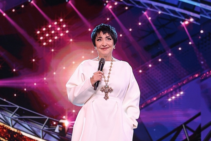 Певица Лолита нашла своим долгом помочь Собчак со сбором средств для жителей Белгорода