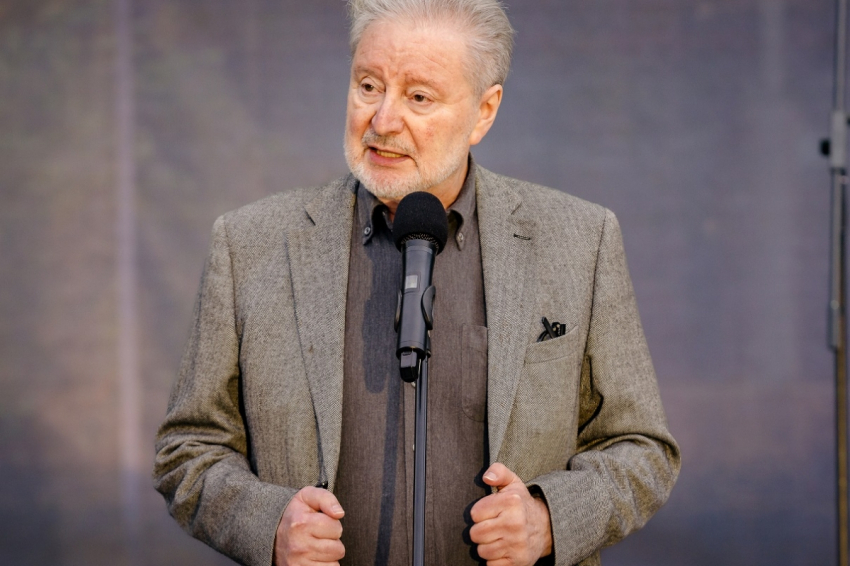 Журналисты нашли, где пропал актер Вениамин Смехов после осуждения СВО