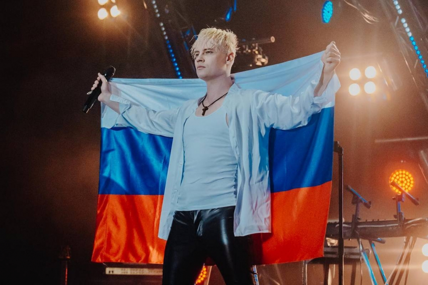 Певец SHAMAN не нашел нужным высказываться против Пугачевой