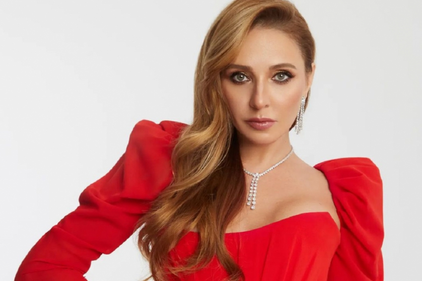 Татьяна Навка вместе с дочерьми и мамой нашла срочный повод обратиться к россиянам