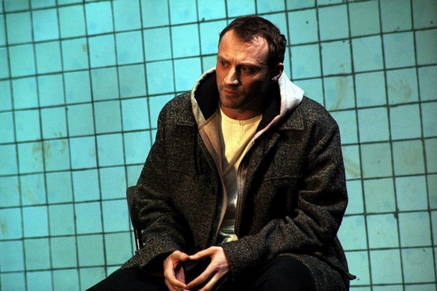 «Покусанный» Анатолий Белый, «бал сатаны» и другие скандалы прошедшей недели