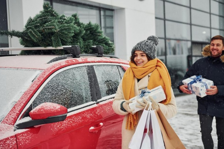 В Екатеринбурге крупная сеть магазинов «Лента» сделала парковку платной