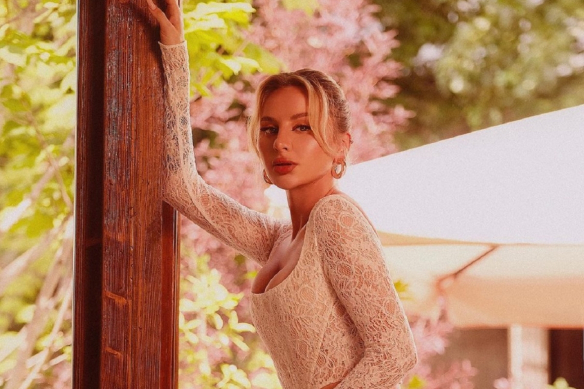 Ветеран Отраковский нашел смелость заступиться за Anna Asti, выступавшую на «голой» вечеринке