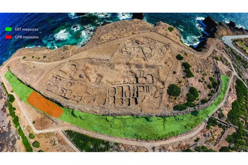 Под деревней бронзового века на итальянском острове обнаружены древние укрепления