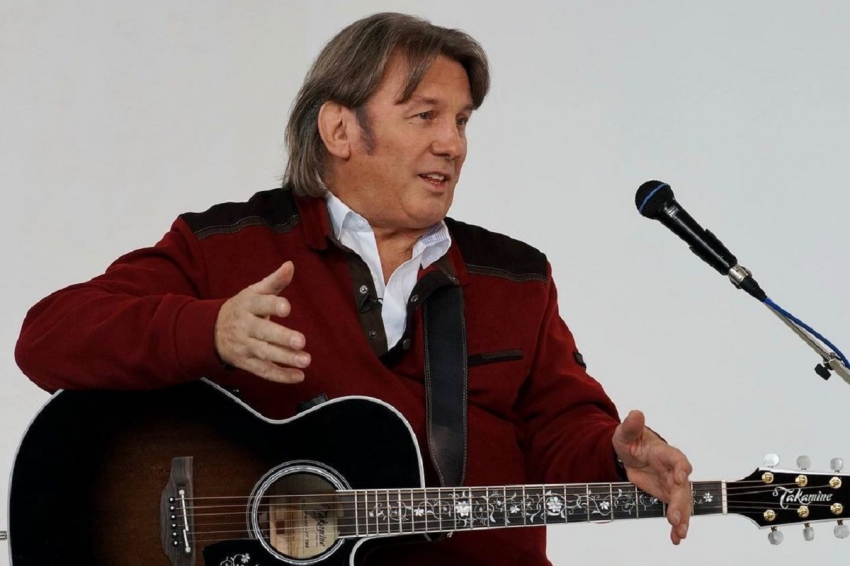 Артист Лоза решил высказаться о выступлениях на одной сцене вместе с певцом SHAMAN