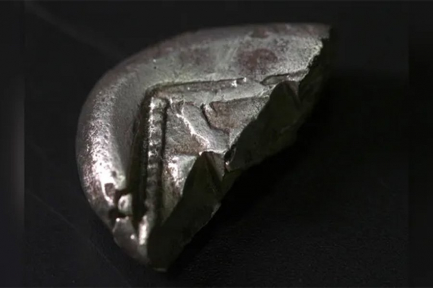 Чрезвычайно редкая 2500-летняя серебряная монета найдена недалеко от Иерусалима