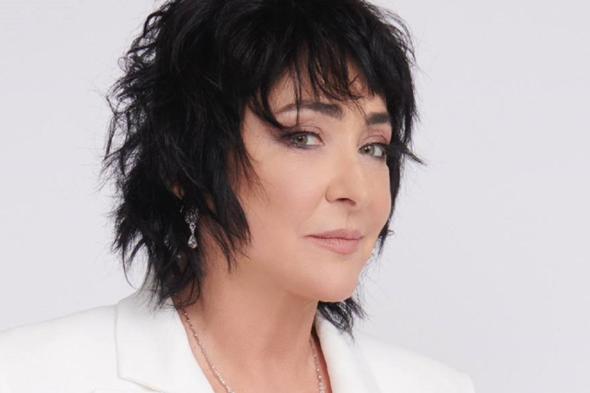 «Ей руку никто не подаст»: Гадалка из Украины предсказала судьбу Лолиты Милявской — пророчество оказалось неутешительным