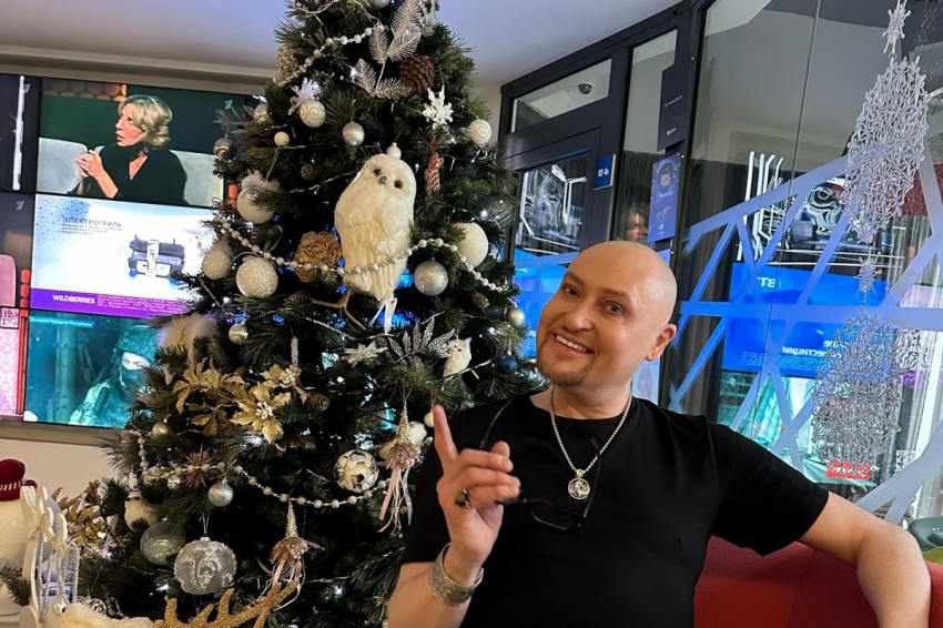 «Я его примерил, удобно»: Певец Шура купил себе роскошный гроб — он тщательно готовится к своей смерти