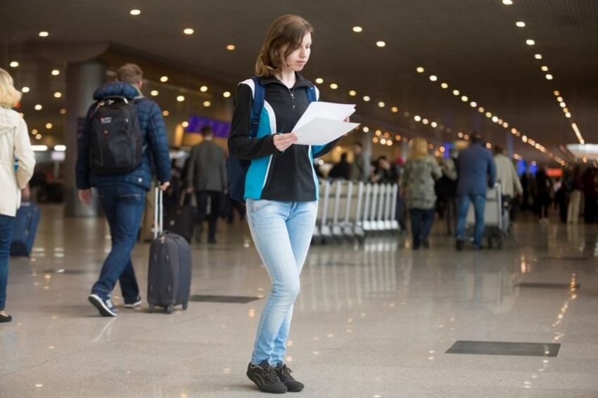 В Кольцово скопилась огромная очередь из людей, желающих покинуть Екатеринбург