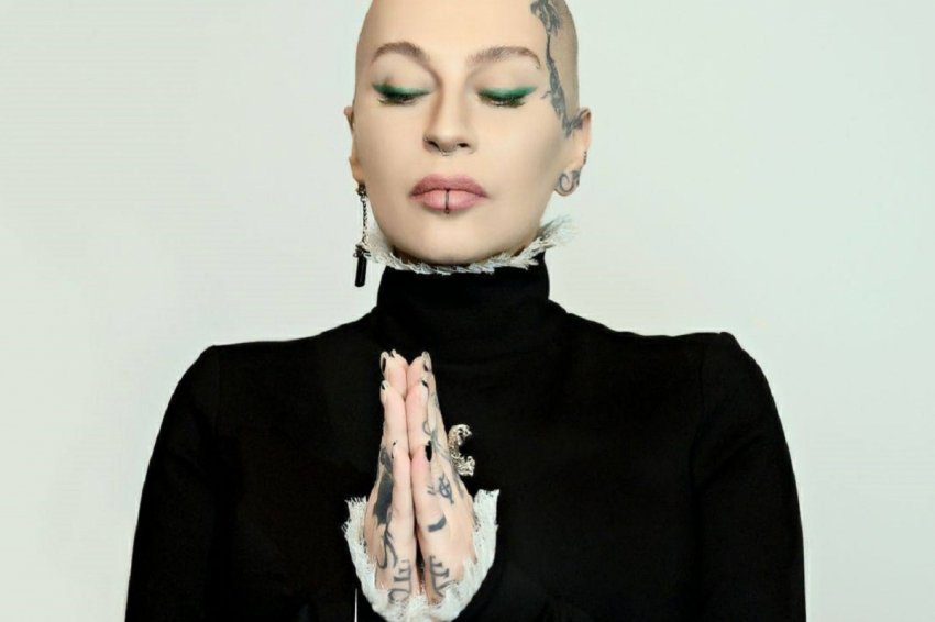 «Распоряжение от властей РФ»: Наргиз Закирова никак не утихомирится — певица считает Россию виновницей своих неудач