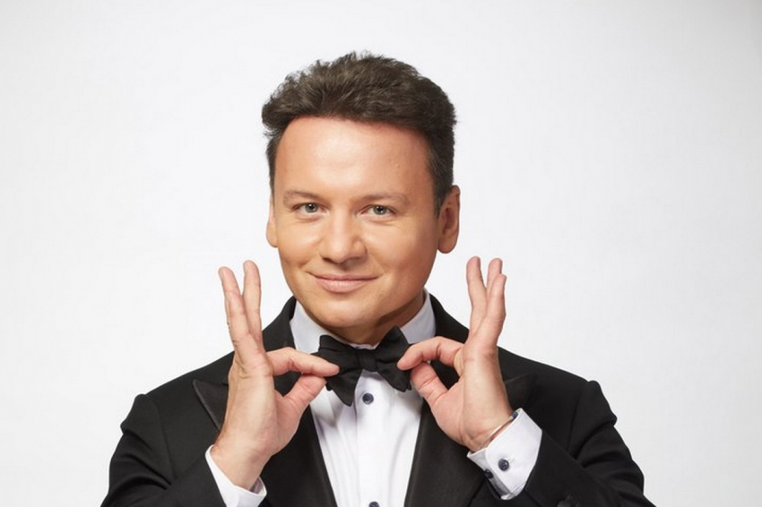 «Мог на ночь есть пирожки и торты»: Александр Олешко признался, что его разнесло — радовался, как маленький ребенок