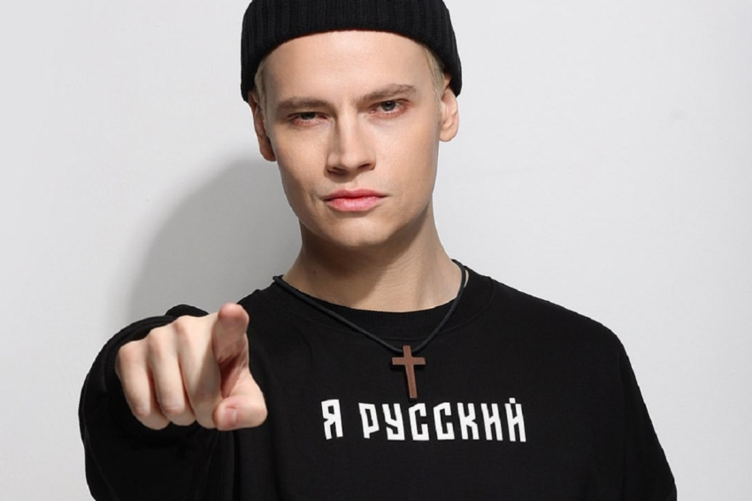 «Моральный стыд»: SHAMAN заподозрили в ЛГБТ-пропоганде — певец порочит многомиллионную национальность