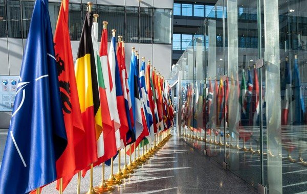 Запад планирует выпустить долговые обязательства для Киева под залог активов РФ