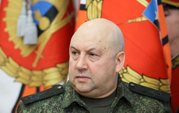 Путин исключил Суровикина из наблюдательного совета "Роскосмоса"