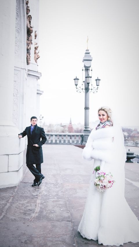 Жена футболиста Евгения Алдонина запустила архивные свадебные фото