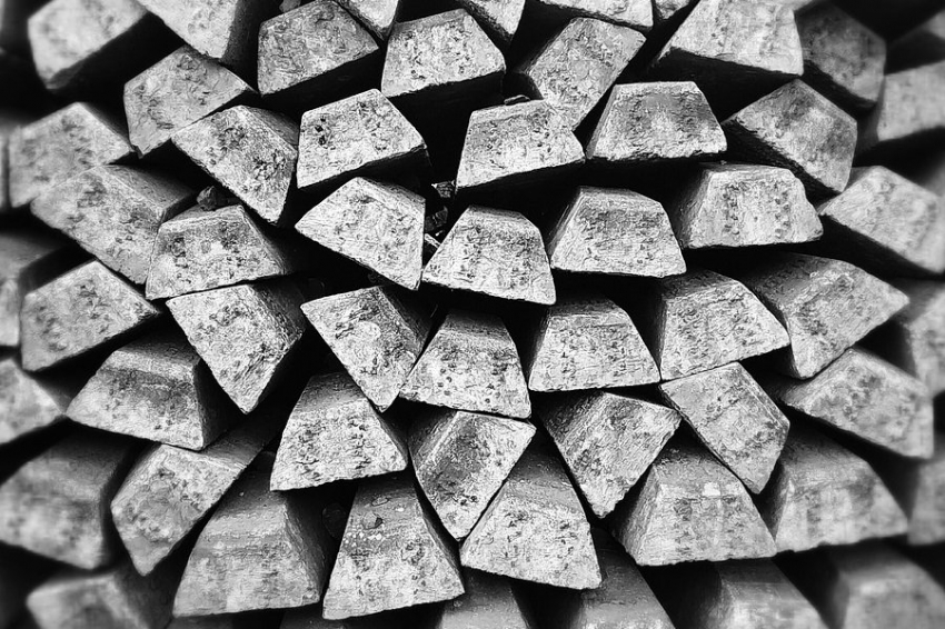 SkiAm: учёные выявили способности металлов к самовосстановлению