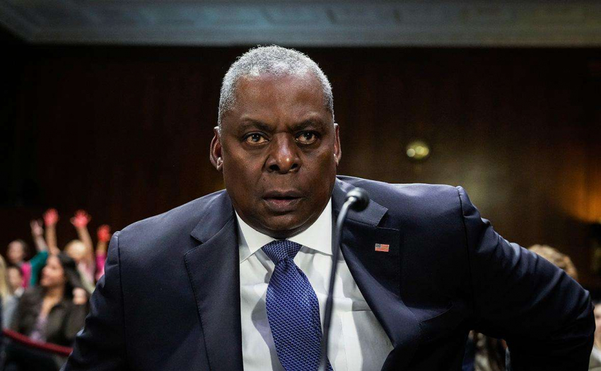 Глава Пентагона Остин снова оказался в отделении реанимации в больнице Уолтера Рида