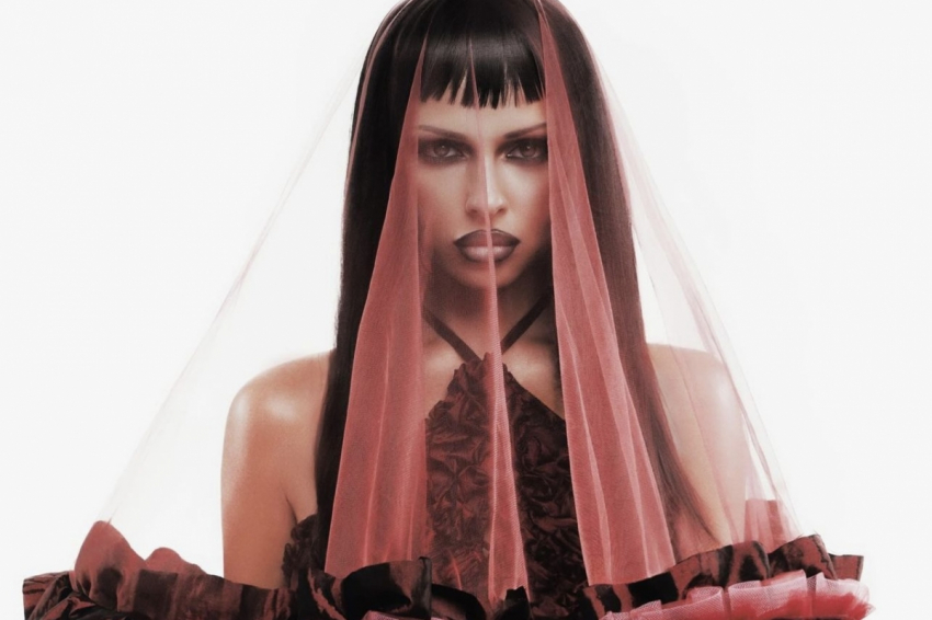 «Фанаты бьют тревогу»: Поклонников не на шутку напугал новый образ певицы Нюши — такие изменения списывают на последствия развода